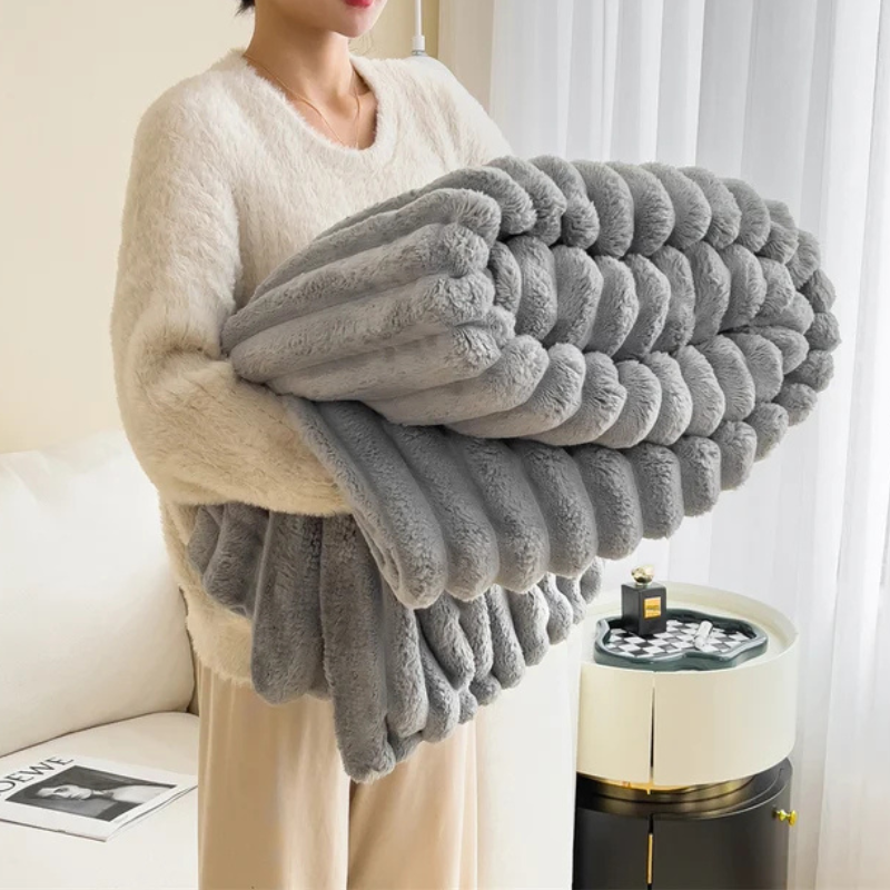 LuxiBlanket - Soft Fluffy Blanket